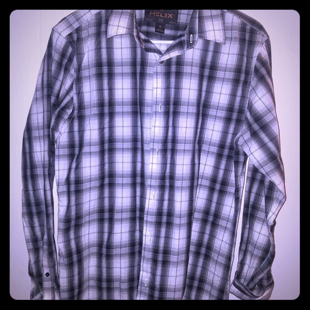 Helix button down shirt sz medium